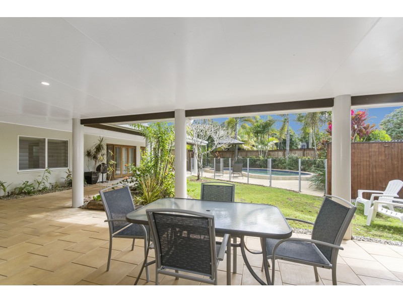 20 Donkin Lane, Mission Beach QLD 4852