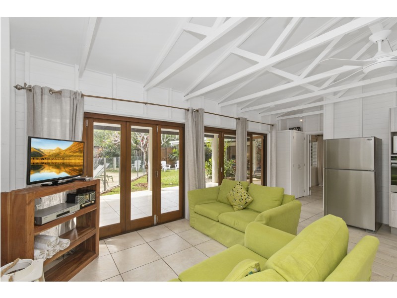 20 Donkin Lane, Mission Beach QLD 4852