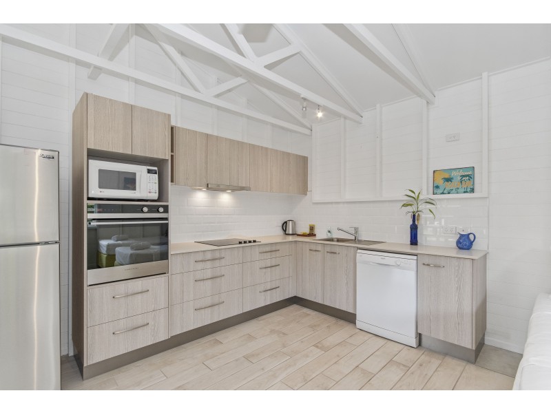 20 Donkin Lane, Mission Beach QLD 4852