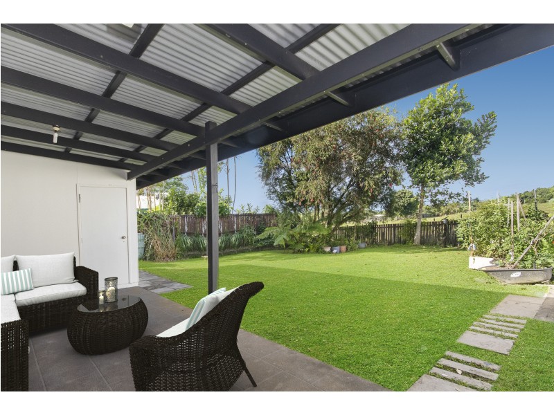 5 Giufre Crescent, Wongaling Beach QLD 4852