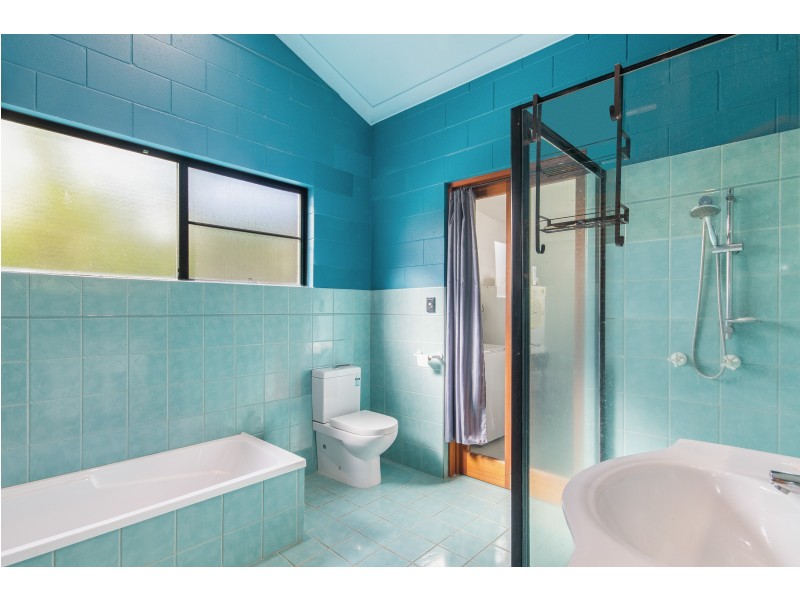 5 Giufre Crescent, Wongaling Beach QLD 4852