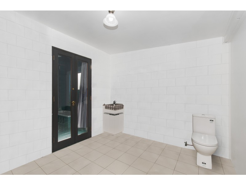 5 Giufre Crescent, Wongaling Beach QLD 4852