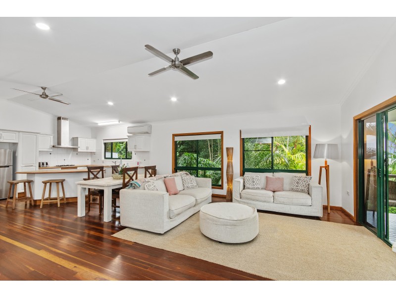 24 Bicton Cl, Bingil Bay QLD 4852