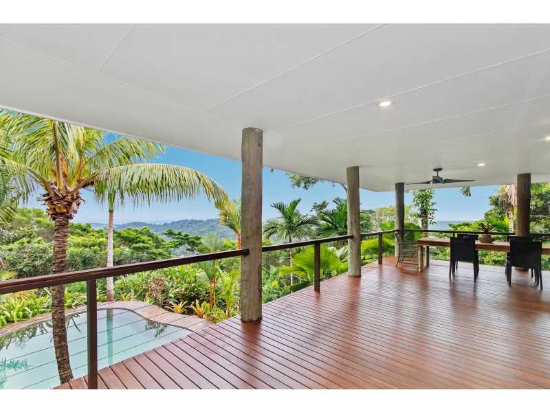 24 Bicton Cl, Bingil Bay QLD 4852