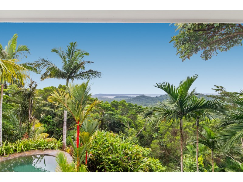 24 Bicton Cl, Bingil Bay QLD 4852