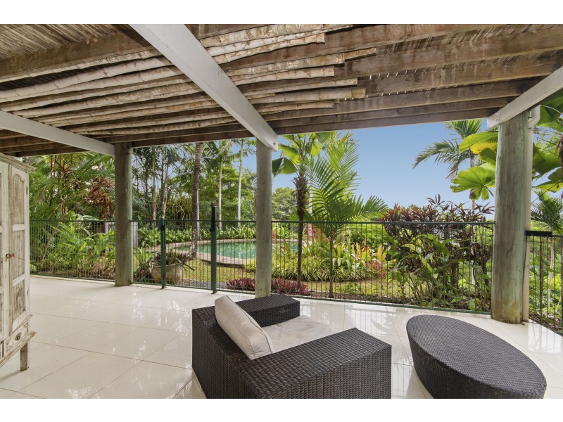 24 Bicton Cl, Bingil Bay QLD 4852