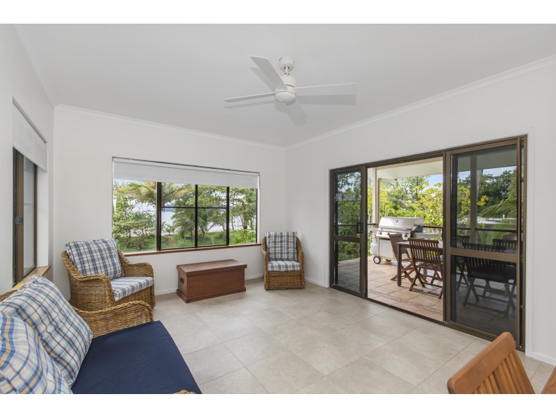8A Reid Rd, Wongaling Beach QLD 4852