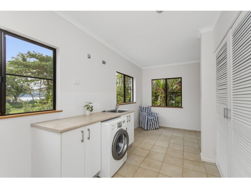 8A Reid Rd, Wongaling Beach QLD 4852