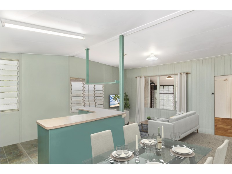 72 Kennedy Esp, South Mission Beach QLD 4852