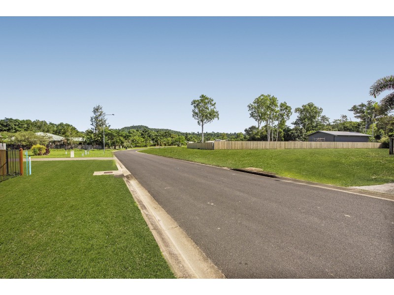 29 Sanctuary Cres, Wongaling Beach QLD 4852