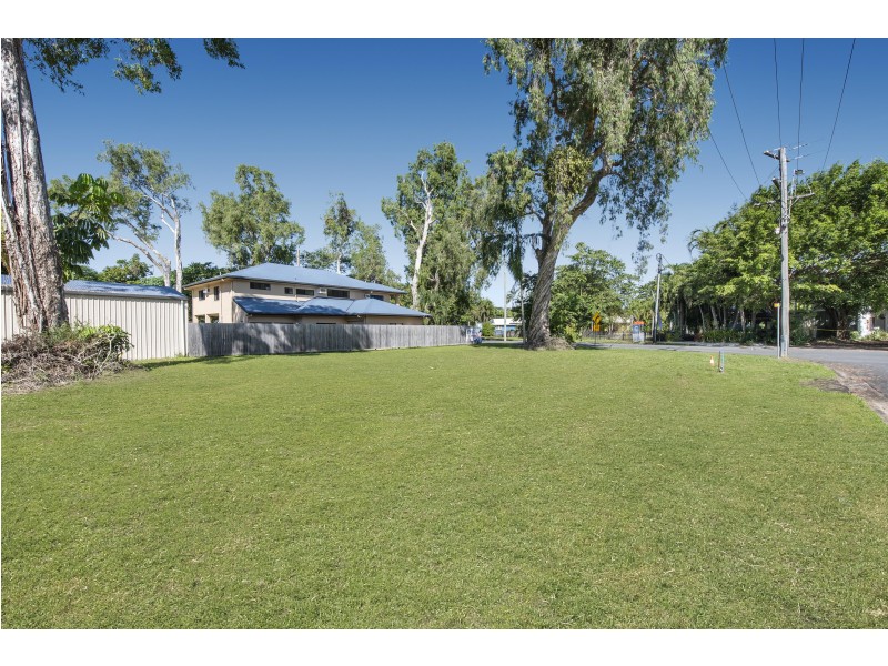 4 Wongaling Beach Rd, Wongaling Beach QLD 4852