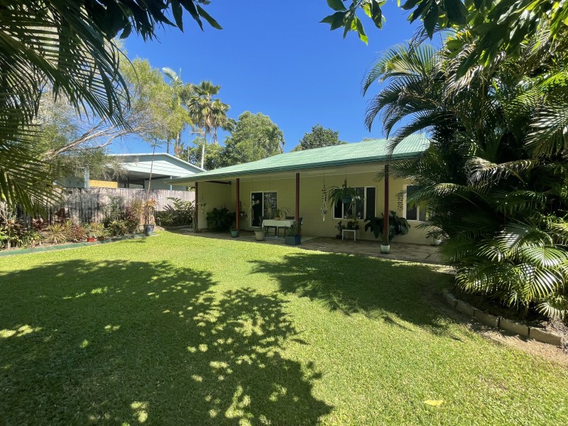 5 Buccaneer St, South Mission Beach QLD 4852