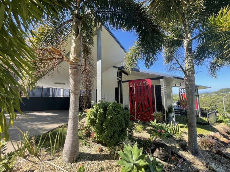 5 Bedarra Tce, South Mission Beach QLD 4852