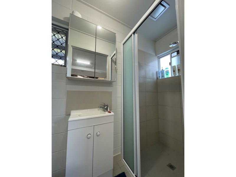 5 Bedarra Tce, South Mission Beach QLD 4852