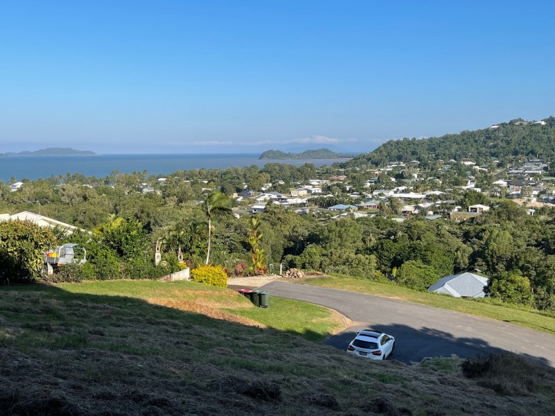 4 Bedarra Tce, South Mission Beach QLD 4852