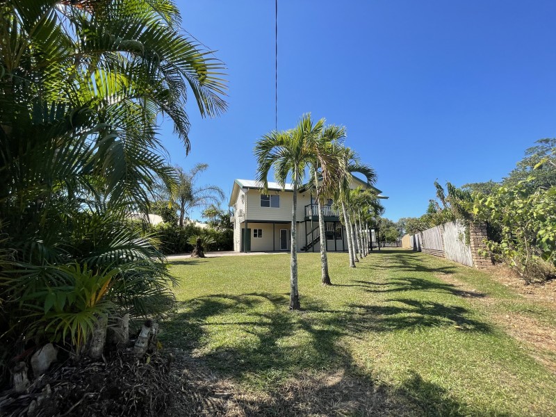 18 Buccaneer St, South Mission Beach QLD 4852