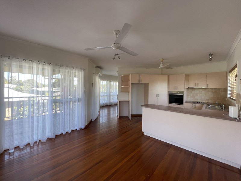 18 Buccaneer St, South Mission Beach QLD 4852
