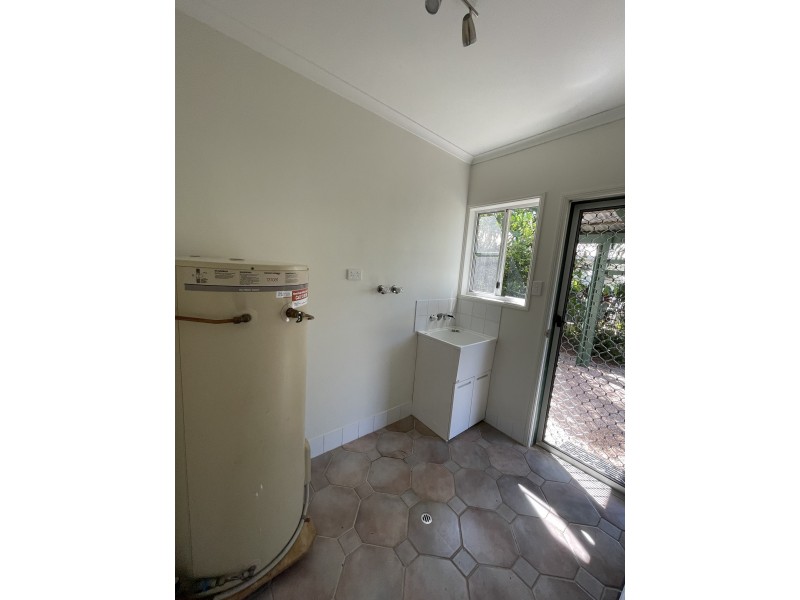 18 Buccaneer St, South Mission Beach QLD 4852