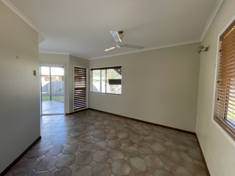 18 Buccaneer St, South Mission Beach QLD 4852