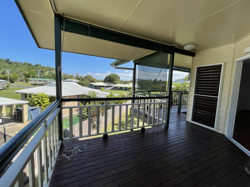 18 Buccaneer St, South Mission Beach QLD 4852