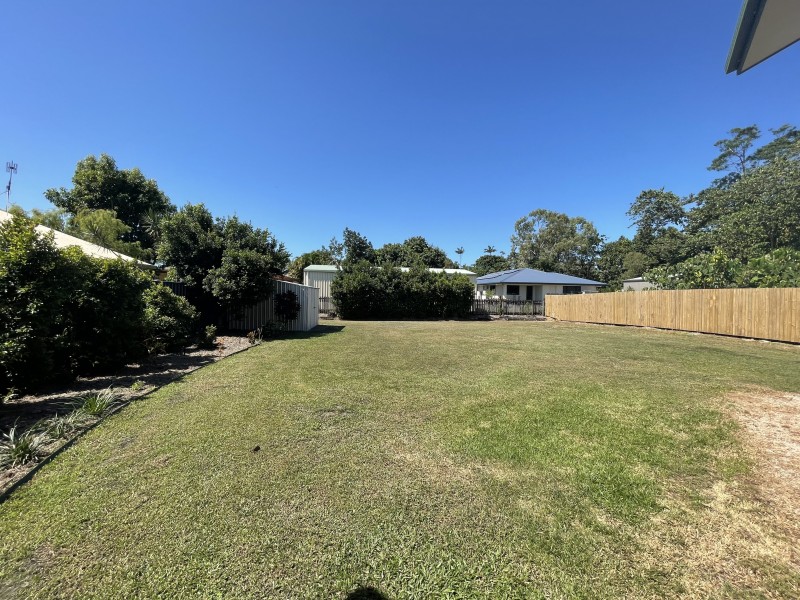 18 Buccaneer St, South Mission Beach QLD 4852