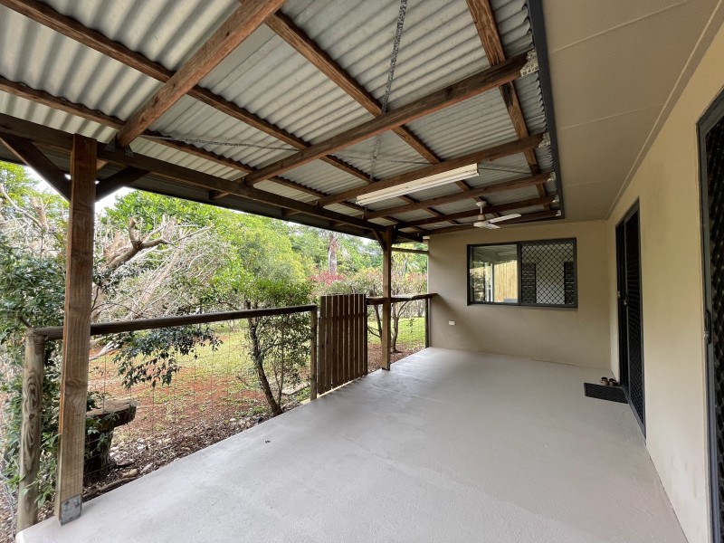 1D Royal Palm Dr, Mission Beach QLD 4852