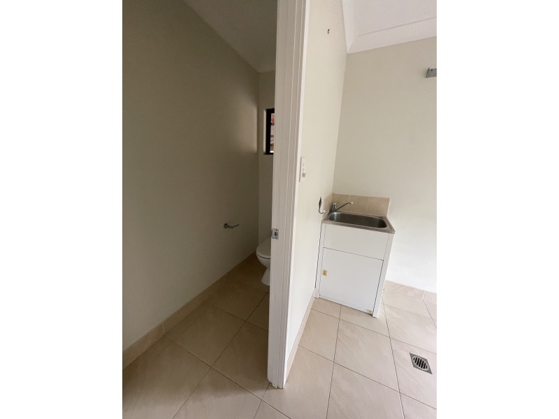 1D Royal Palm Dr, Mission Beach QLD 4852