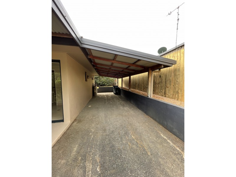 1D Royal Palm Dr, Mission Beach QLD 4852