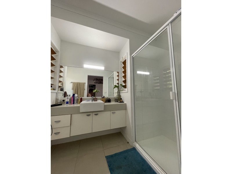 2/20 Seaview St, Mission Beach QLD 4852