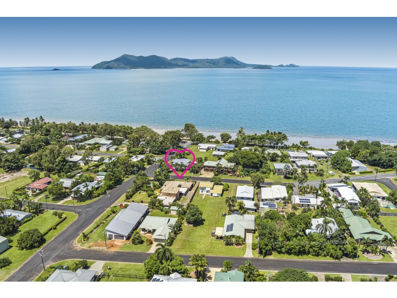 39 Mitchell St, South Mission Beach QLD 4852