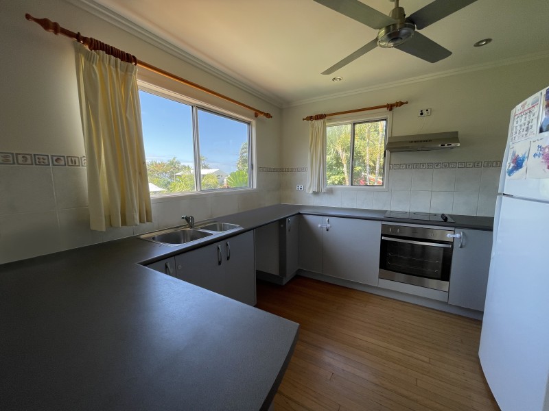 39 Mitchell St, South Mission Beach QLD 4852