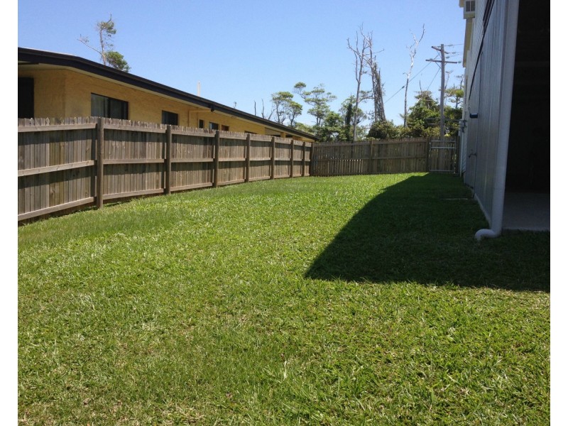 23 Admiralty Street, South Mission Beach QLD 4852
