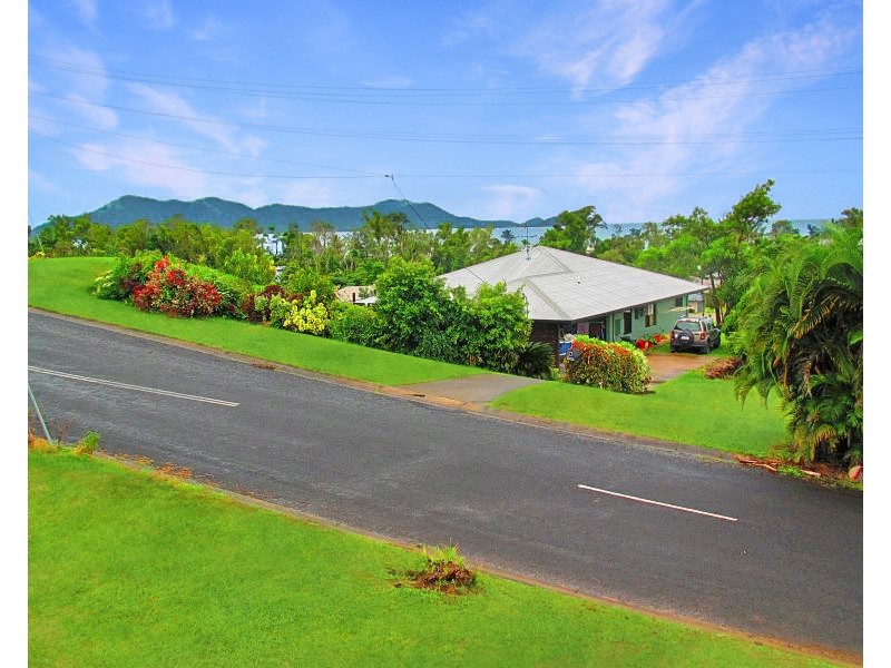 23 Admiralty Street, South Mission Beach QLD 4852