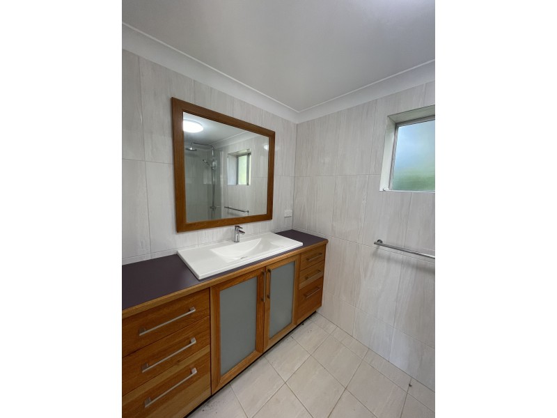 2 Endeavour Ave, Mission Beach QLD 4852