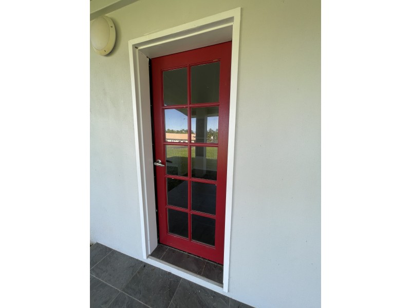 2 Endeavour Ave, Mission Beach QLD 4852