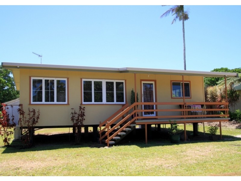 22 Porter Prom, Mission Beach QLD 4852