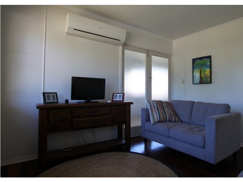 22 Porter Prom, Mission Beach QLD 4852