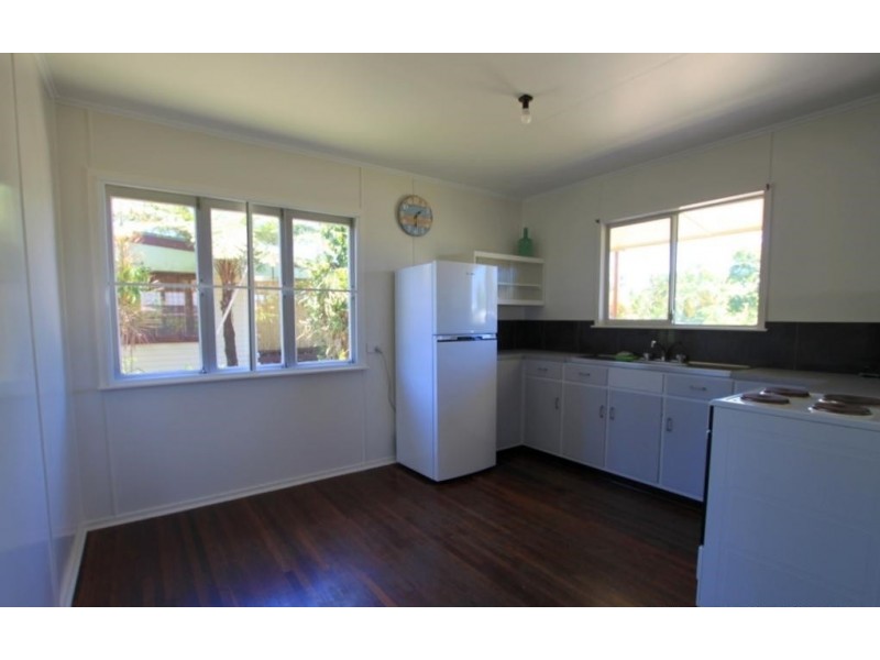 22 Porter Prom, Mission Beach QLD 4852