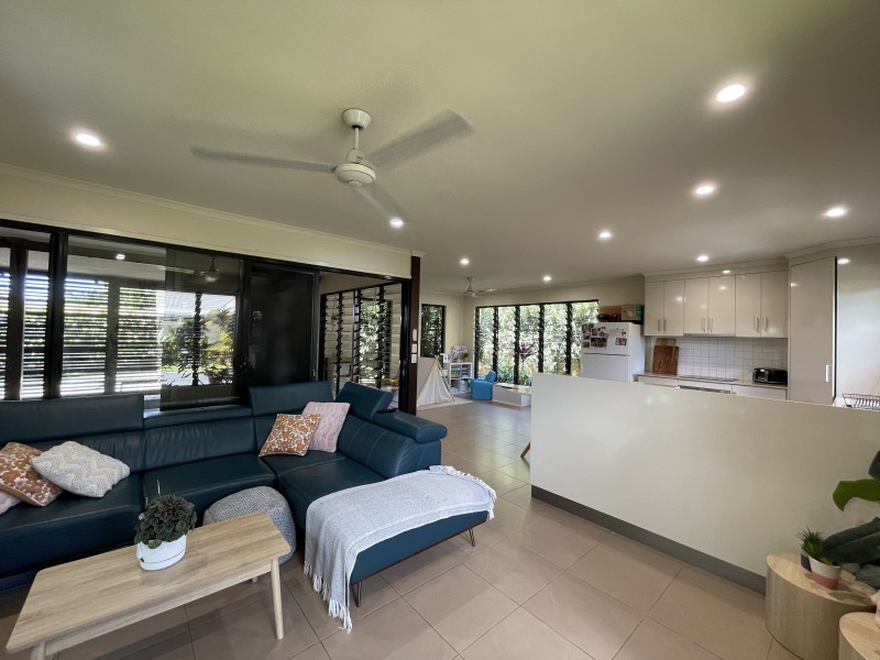 9/34 Mariner Drive, South Mission Beach QLD 4852