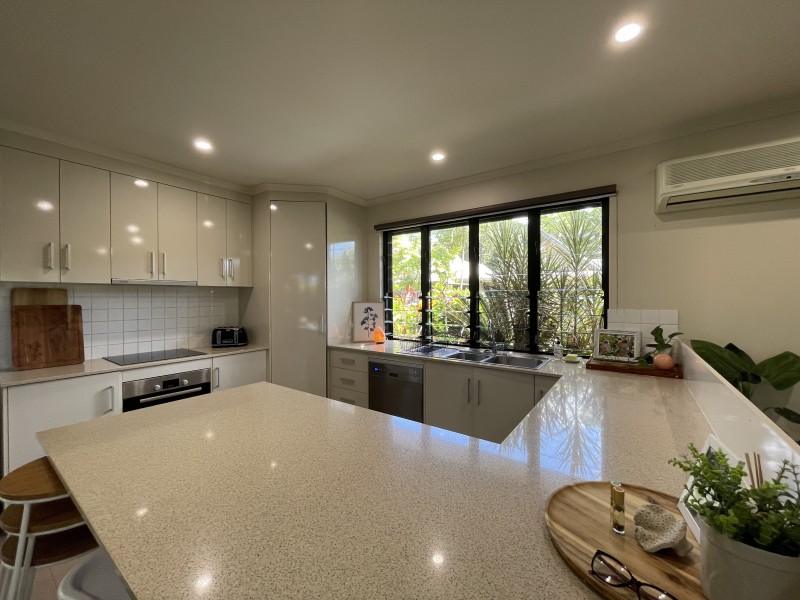 9/34 Mariner Drive, South Mission Beach QLD 4852
