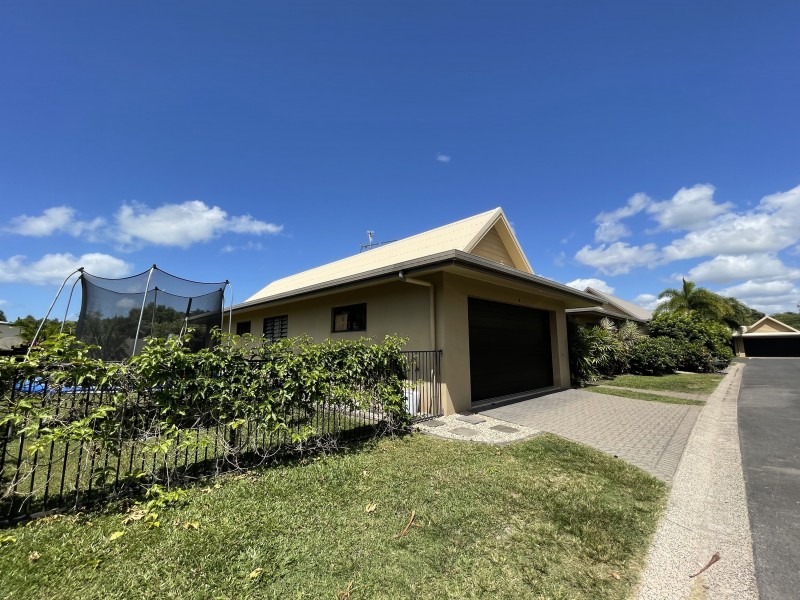 9/34 Mariner Drive, South Mission Beach QLD 4852
