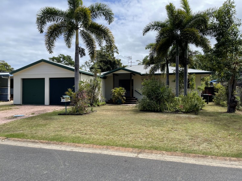 23 Kwila St, Wongaling Beach QLD 4852