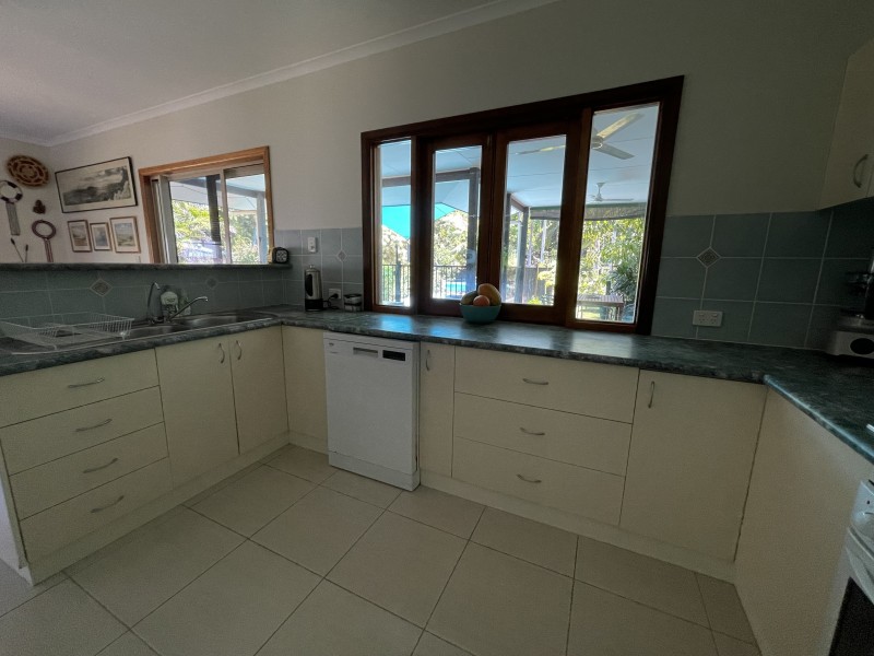 23 Kwila St, Wongaling Beach QLD 4852