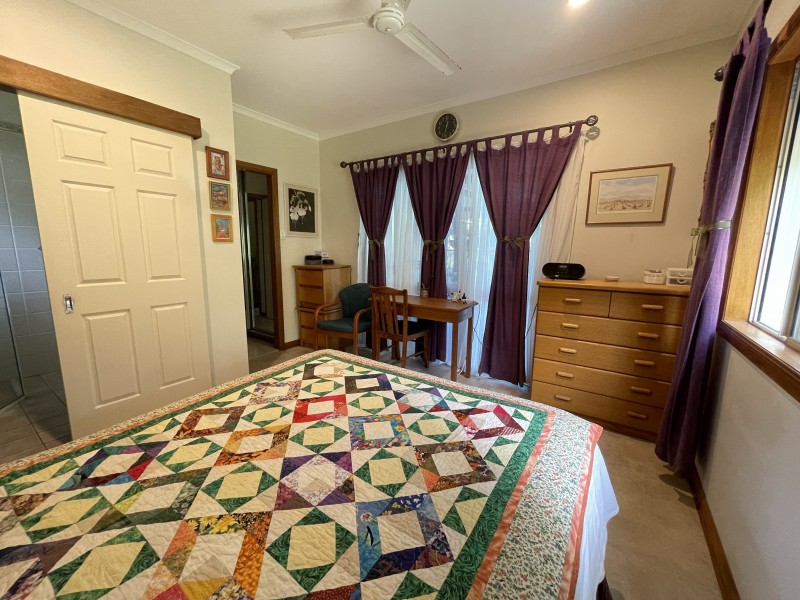 23 Kwila St, Wongaling Beach QLD 4852