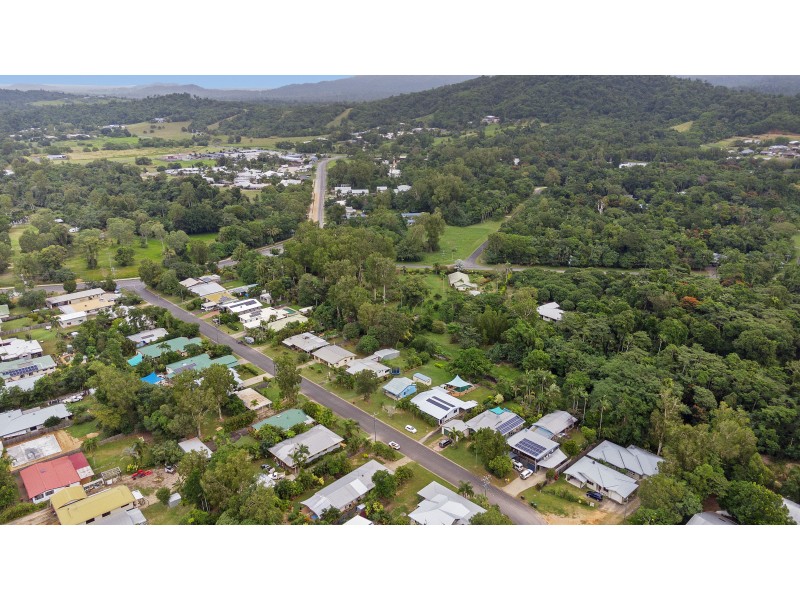 23 Kwila St, Wongaling Beach QLD 4852