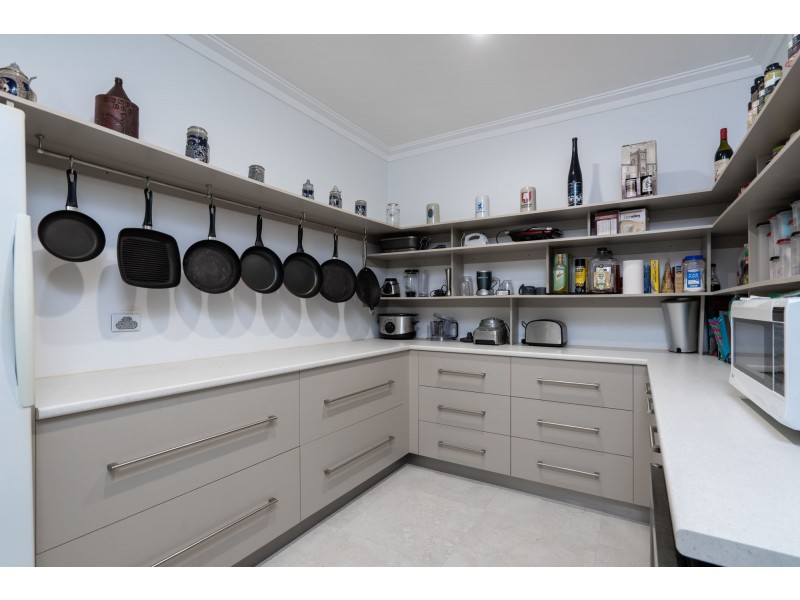 1 Sanctuary Cres, Wongaling Beach QLD 4852