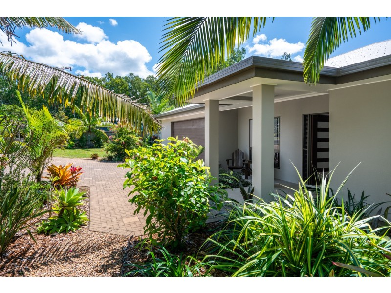 1 Sanctuary Cres, Wongaling Beach QLD 4852