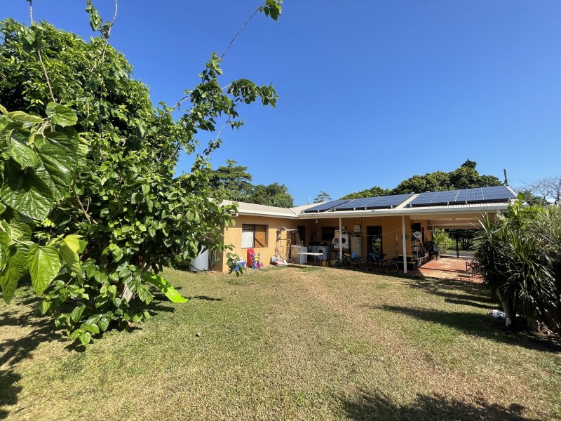 12 Casuarina Crescent, Mission Beach QLD 4852