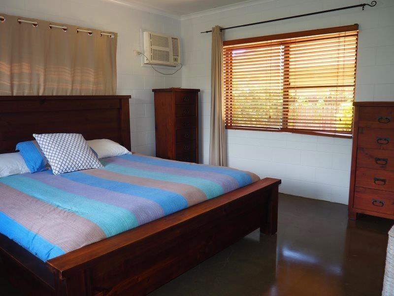 12 Casuarina Crescent, Mission Beach QLD 4852