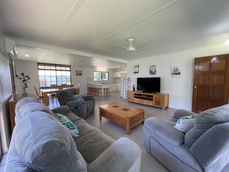 110 Jaffa Rd, El Arish QLD 4855
